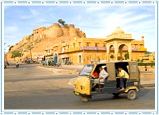 Auto Rickshaws in Udaipur